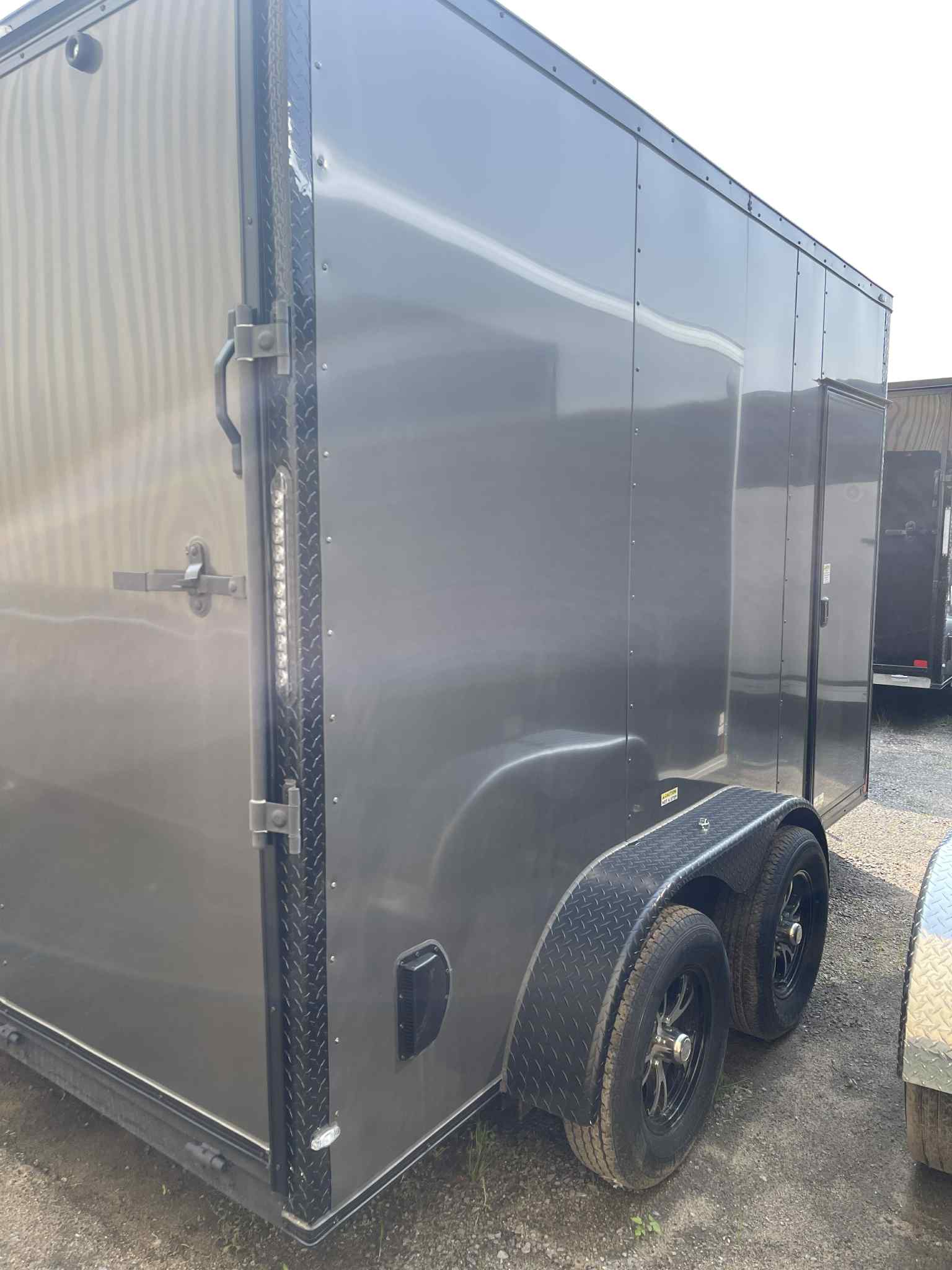 1f95c18d-872b-4eb8-bf1d-09ad22a70cc7