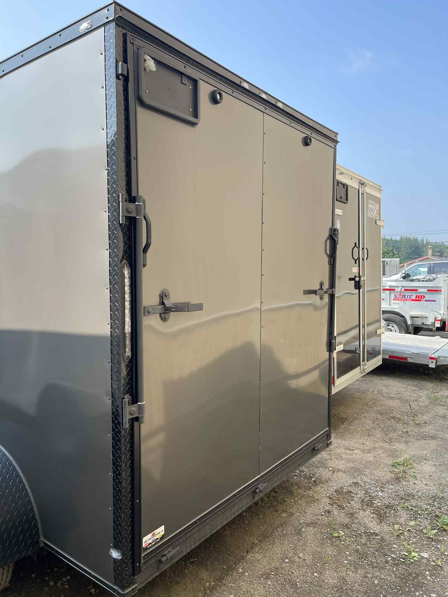 8db1e3c3-a7aa-44e2-9808-6612b2e9e30f